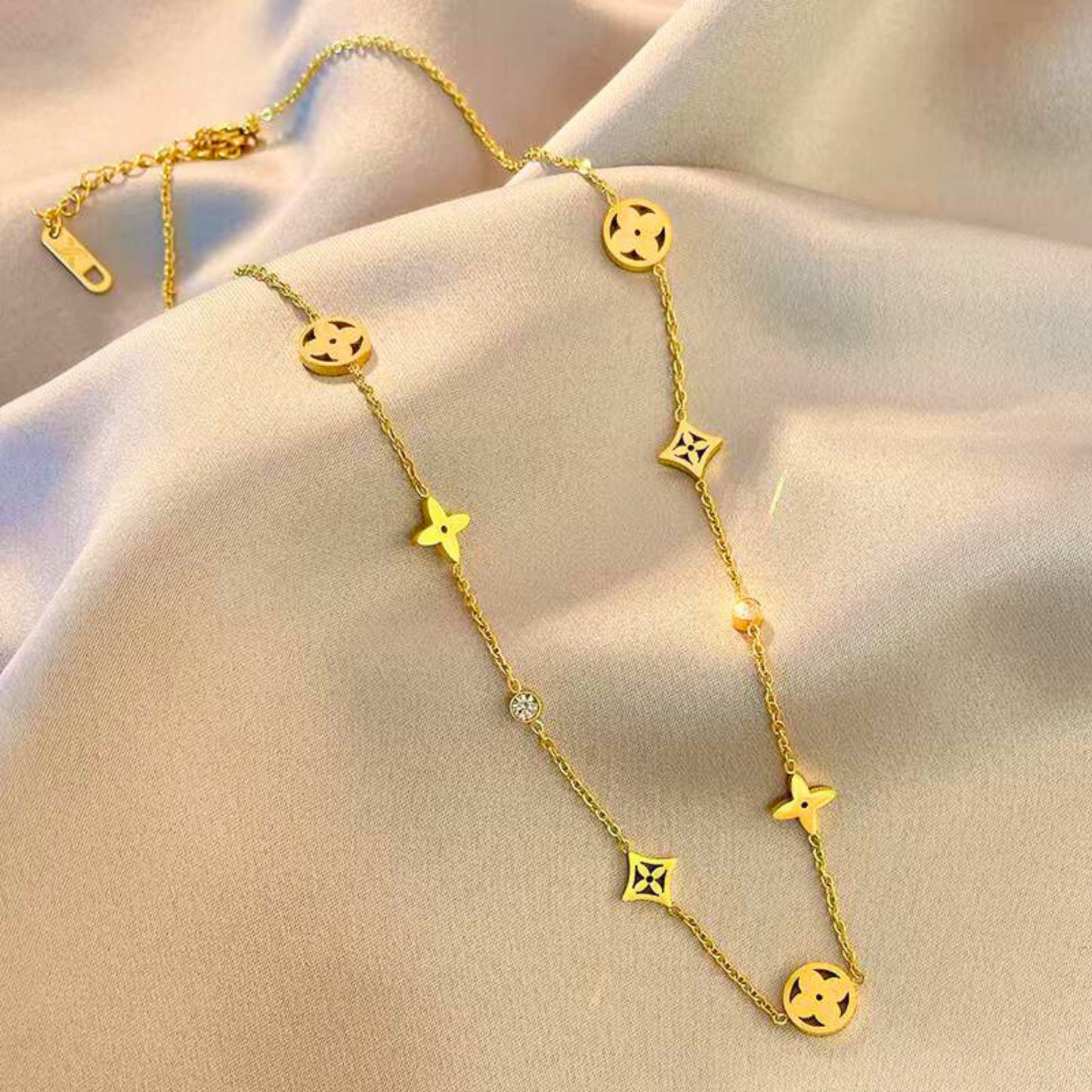 CloverLuxe Necklace
